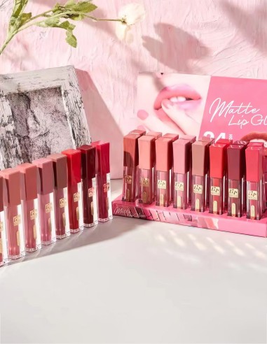 Pack de 8 rouges à lèvres liquide mat "Fashion" : Une tenue incroyable