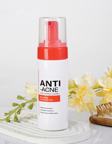 Mousse nettoyante Visage Anti-Acné - soins du visage