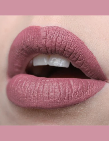 Rouge à Lèvres Mat Hydratant Longue Tenue – Collection Jenson