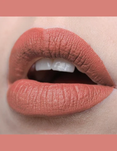 Rouge à Lèvres Mat Hydratant Longue Tenue – Collection Jenson