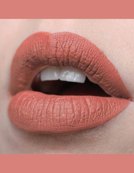 Rouge à Lèvres Mat Hydratant Longue Tenue – Collection Jenson