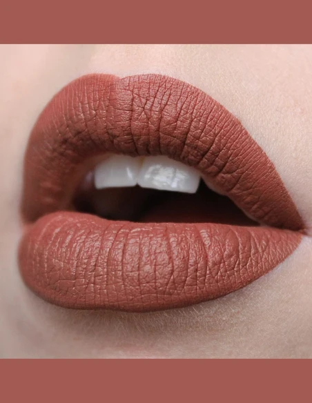 Rouge à Lèvres Mat Hydratant Longue Tenue – Collection Jenson