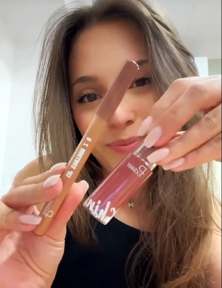 Combo à lèvres Kiss & Glow – Crayon marron rosé & Rouge à lèvres