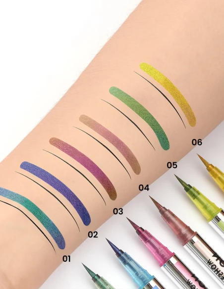 Eyeliner 2 en 1 multichrome waterproof 24H | Feutre noir + Multichrome