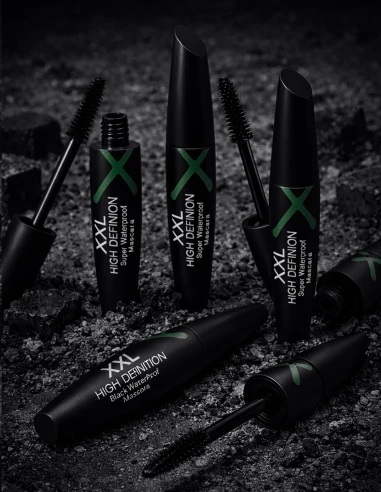 Mascara noir XXL High Definition