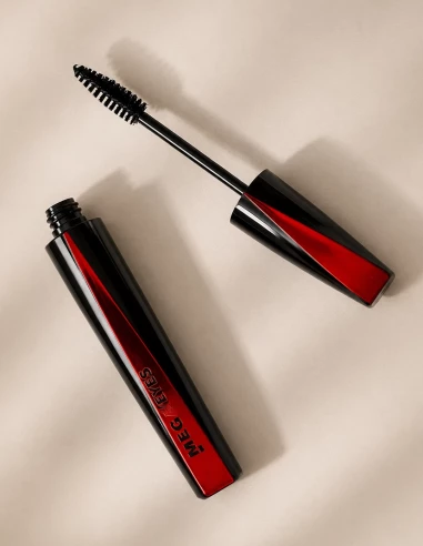 Mascara noir a petit prix - maquillage pas cher
