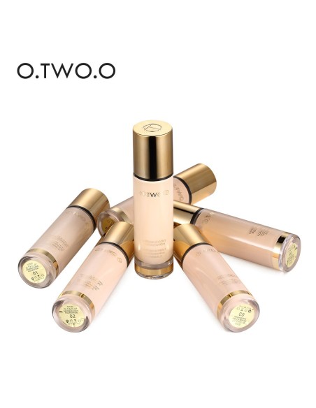 Fond de teint couvrance invisible de O.TWO.O