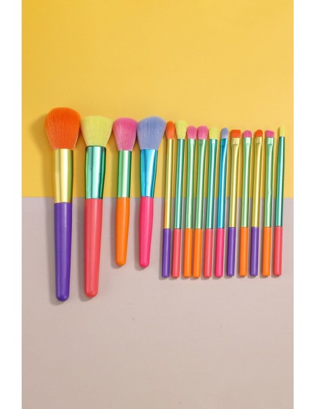 pinceau de maquillage pas cher et de qualité - 123 Cosmé