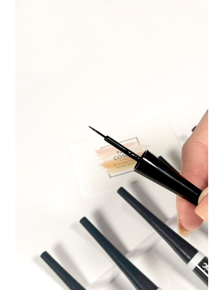 Eye-liner  Noir pas cher et de qualité - 123 Cosmé