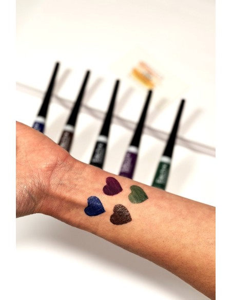 Eye-liner violet - maquillage pas cher - 123 Cosmé