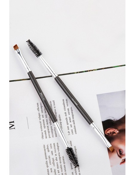 Pinceau biseauté et brosse à sourcils  - 123 Cosmé
