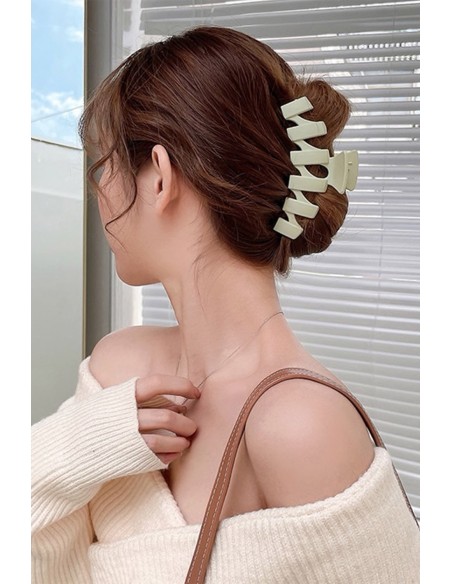 Pince à cheveux - Accessoires de coiffure pas cher et de qualité - 123 Cosmé